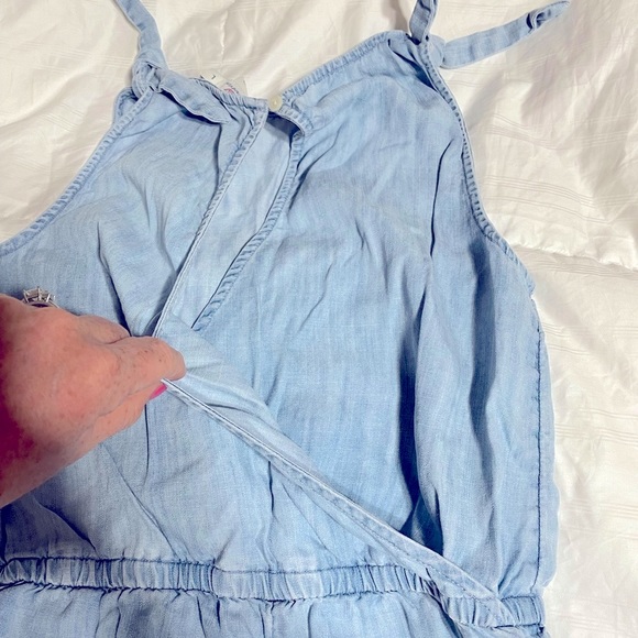 Vineyard Vines Girls Chambray Romper - Large - Picture 8 of 8